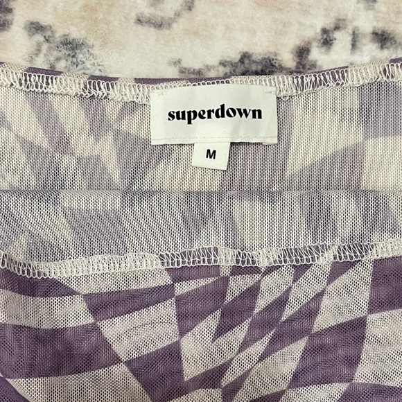 Superdown Moira Cross Over Halter Top Medium - Picture 5 of 9